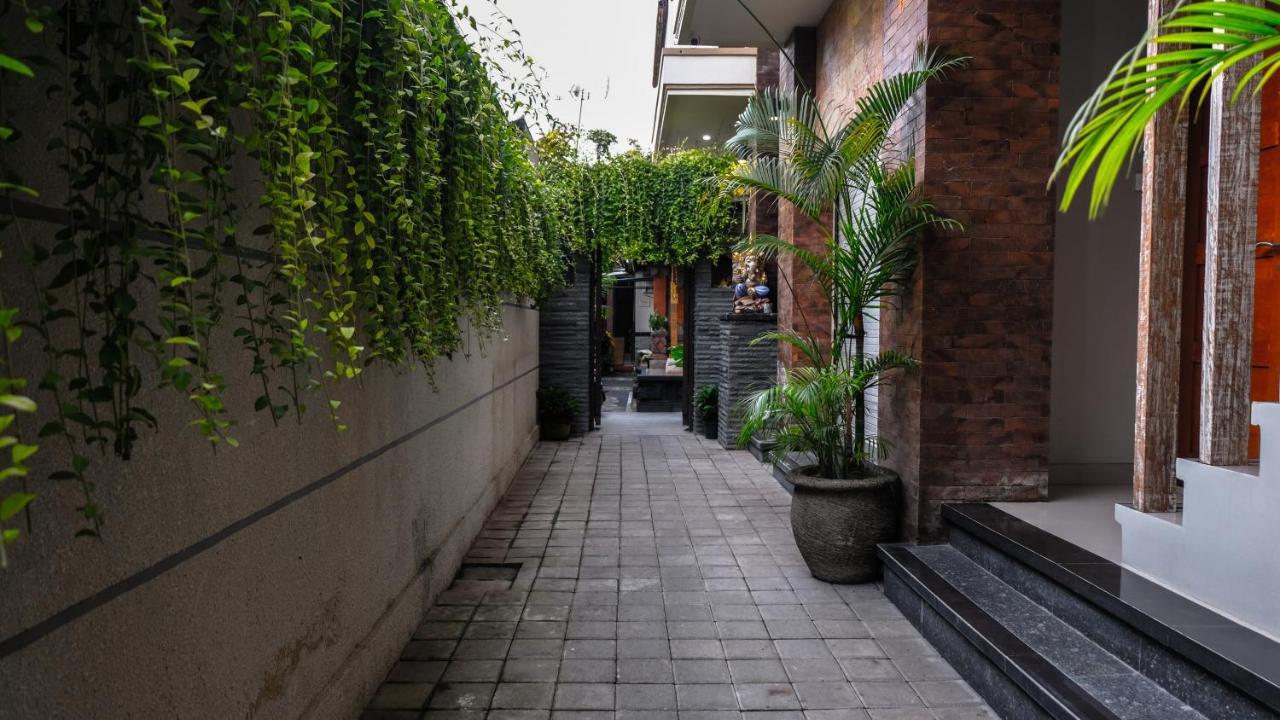 Hotel Kubu De Uma Seminyak Exterior foto